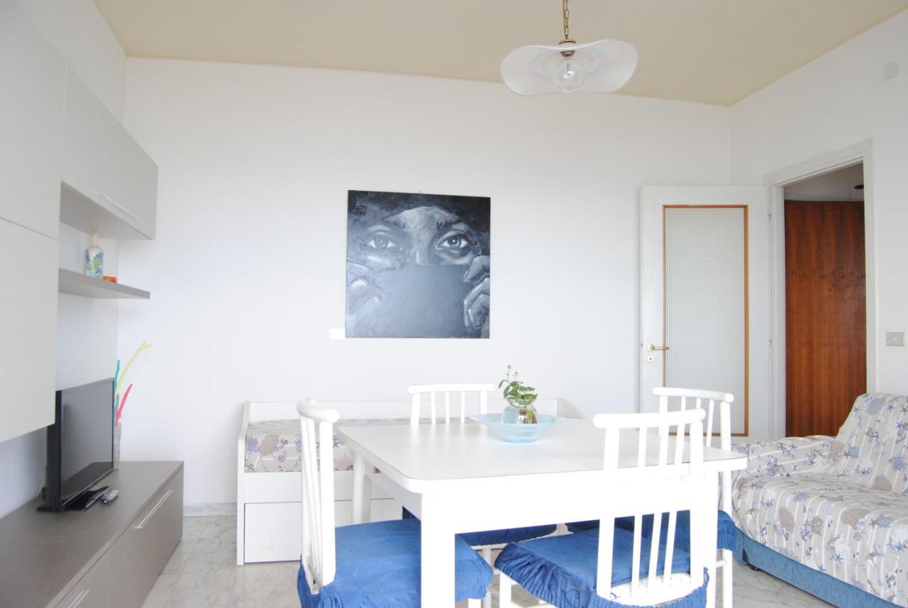 Gaiavacanze Beach Apartment Бордихера Екстериор снимка