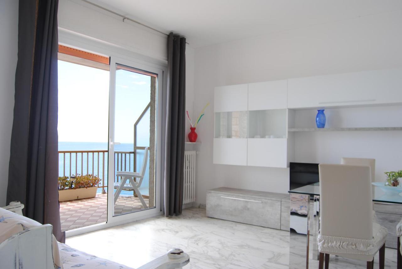 Gaiavacanze Beach Apartment Бордихера Екстериор снимка